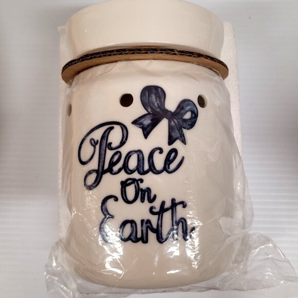 Ceramic Peace on Earth Wax Warmer Kirkland's Home Christmas Collection Bulb - Picture 2 of 5